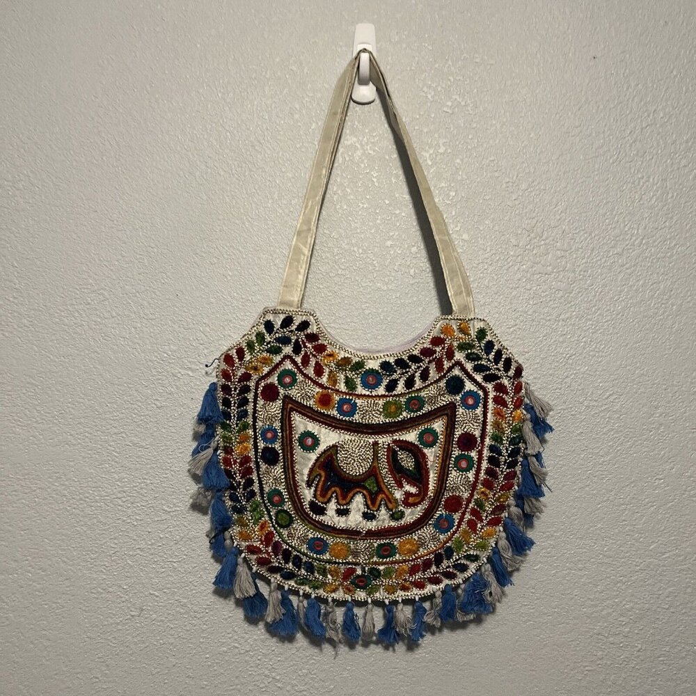 Beautiful Shoulder Bag Elephant Velvet Multicolor Embroidery